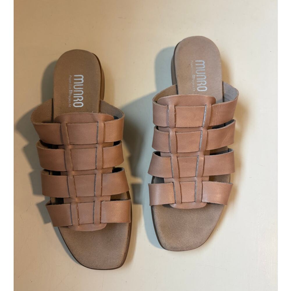 Munro Women's Carrera Sandal - Tan Leather 8